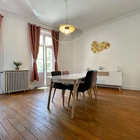 Le Varsovie ※ 4 Balcons Appartement *