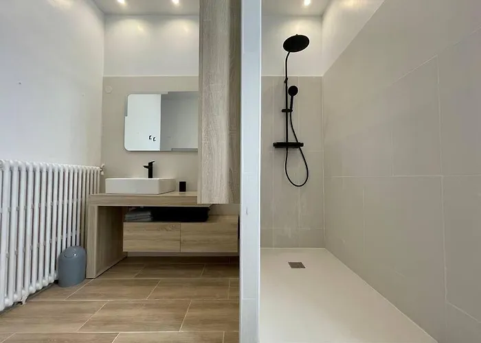 Le Varsovie ※ 4 Balcons Carcassonne