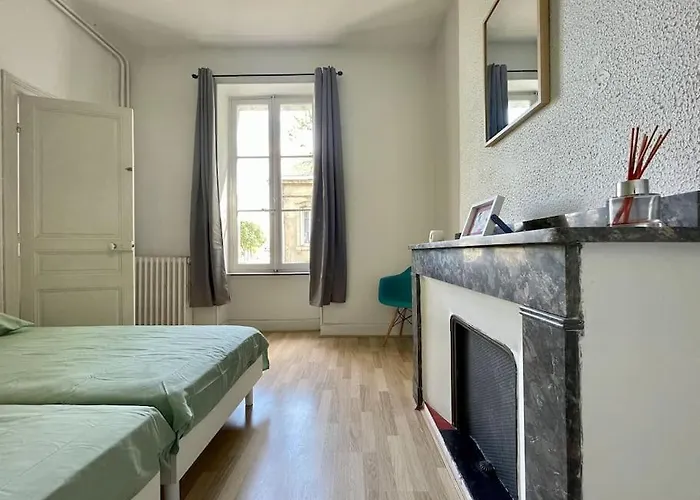 Le Varsovie ※ 4 Balcons * Carcassonne